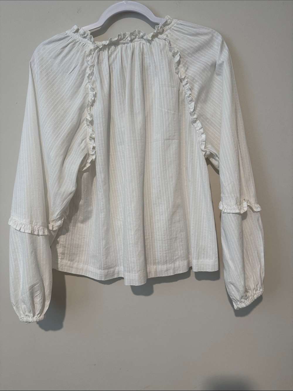 Old Navy Ruffle Top - Picture 3 of 3